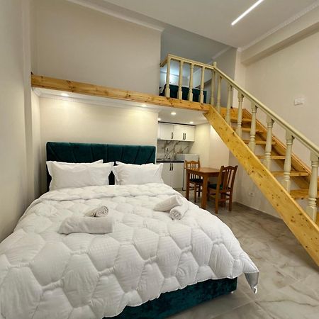 Troy Aparthotel Дуррес Экстерьер фото