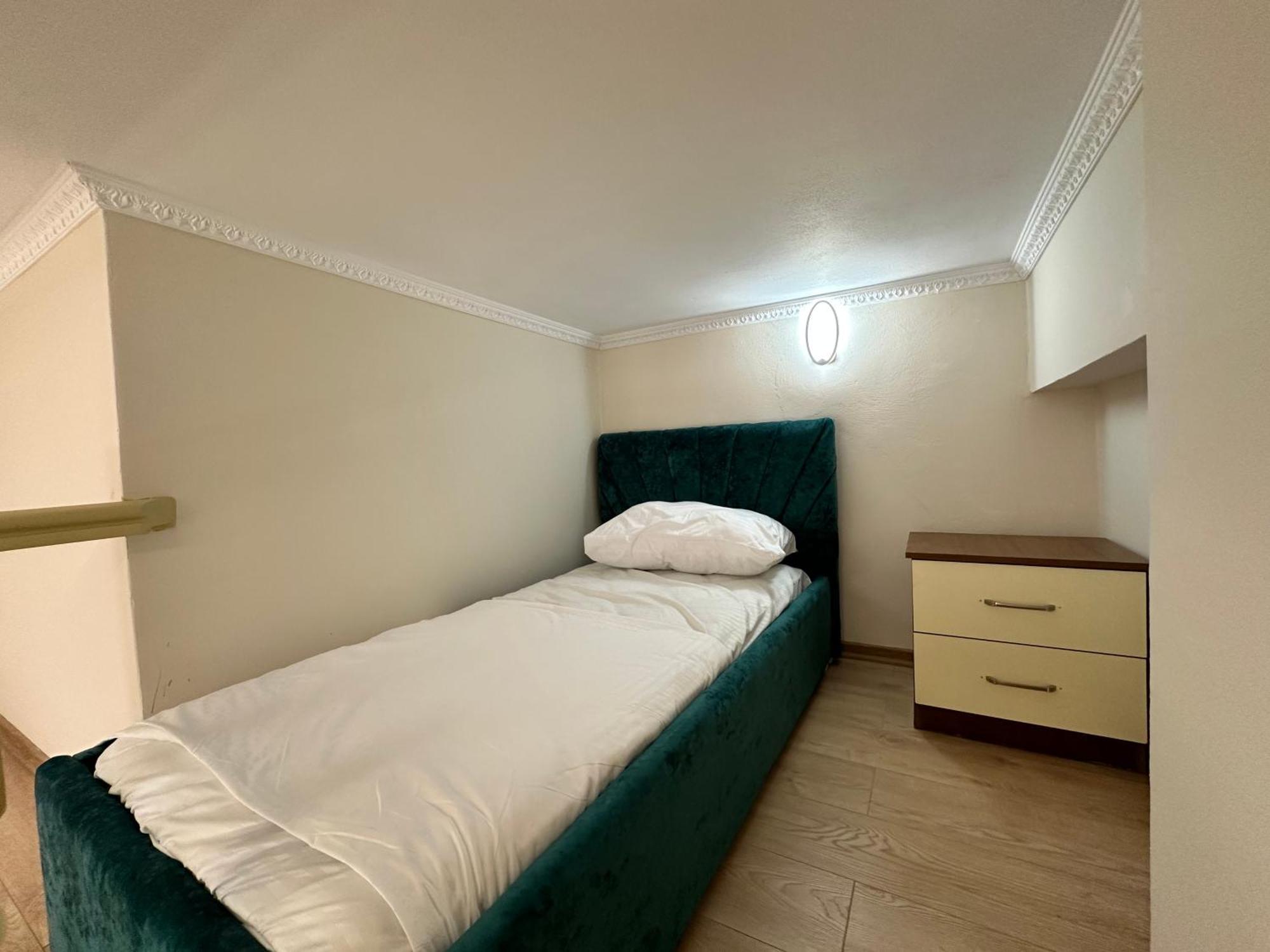 Troy Aparthotel Дуррес Экстерьер фото