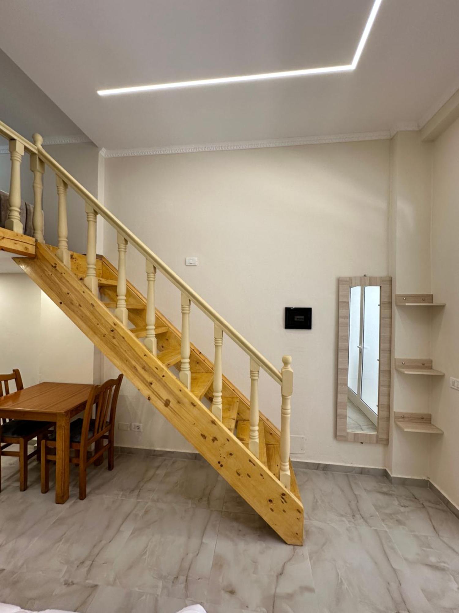 Troy Aparthotel Дуррес Экстерьер фото